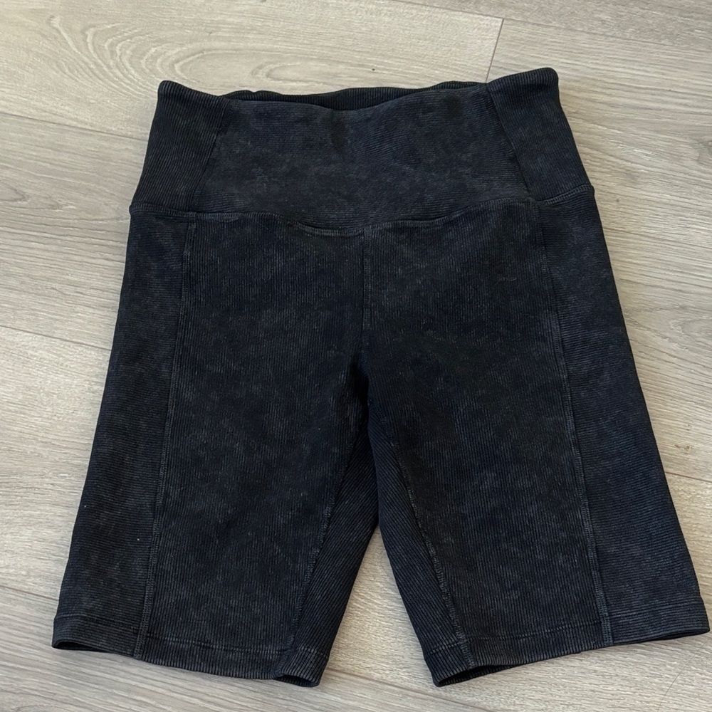 Zella Ribbed Bike Shorts